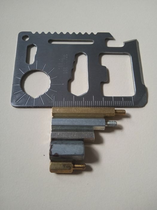 Стойки/ розпорки між платами