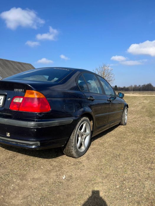 Продам бмв є46 2.0бензин на повному ходу