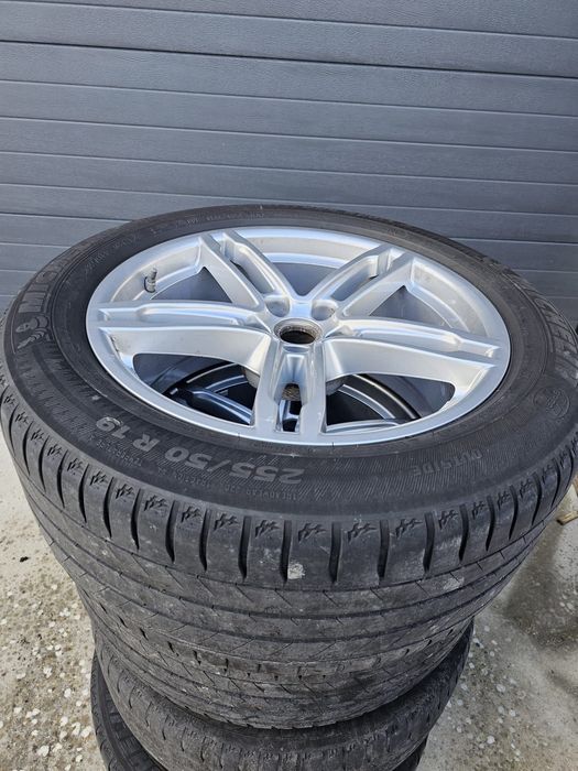 Pneus com jantes 19 (PORSCHE MACAN)