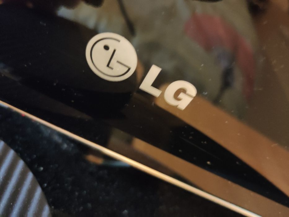 Telewizor LCD firmy LG 42 cale