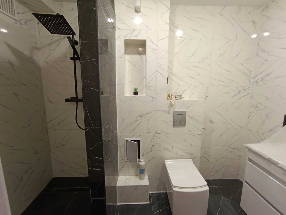 ПРОДАЖ 2-кімн. у центрі міста (А)