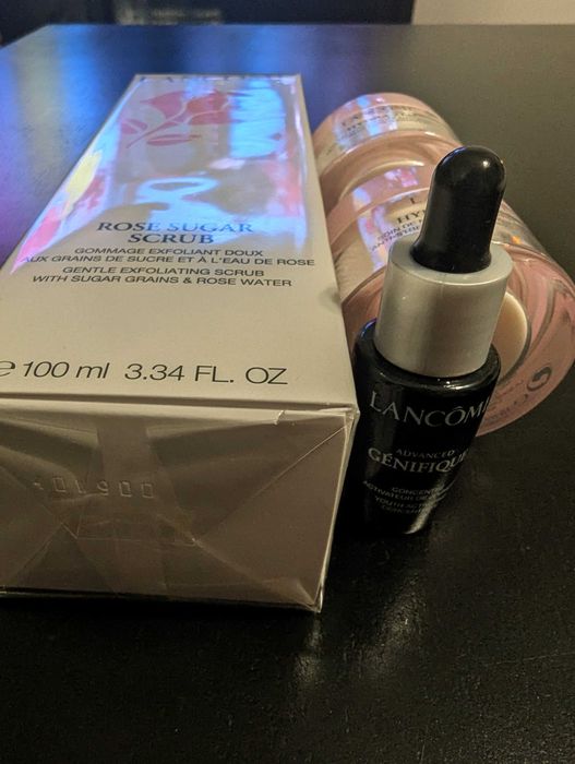 Lancome Hydra Zen 2 kremy x 15 ml + Rose sugar scrub 100ml + Genifique