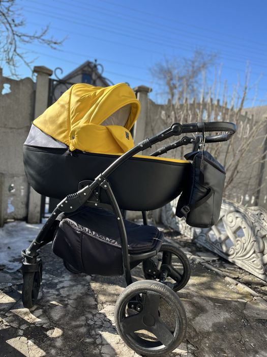 Продам коляску Victoria Gold