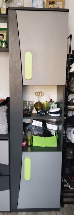 Meble młodzieżowe za kawę