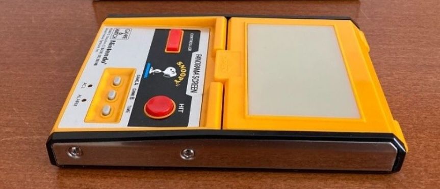 Consola Nintendo Snoopy vintage 83