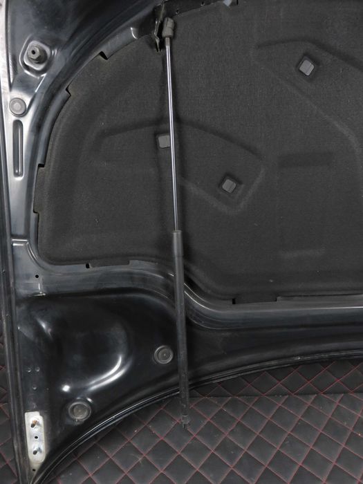 AUDI A3 8P LIFT 08-13 Maska Pokrywa Silnika Kolor LY9B