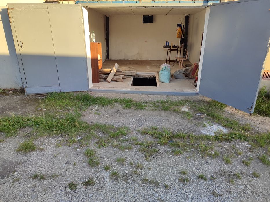 Продам гараж.Гаражний кооператив "Кенотрон"