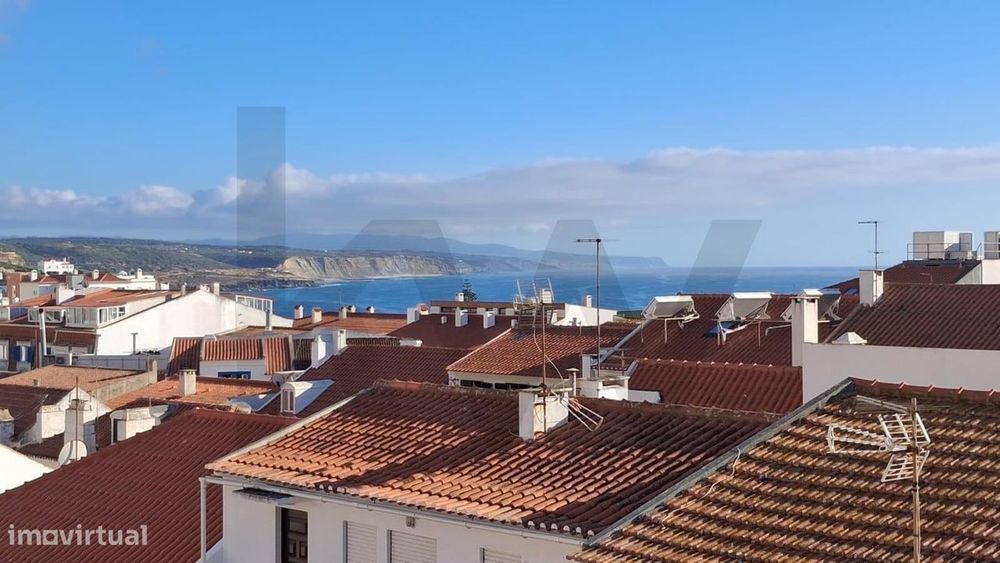 Apartamento T3 Remodelado | Estacionamento privativo | Centro da vila