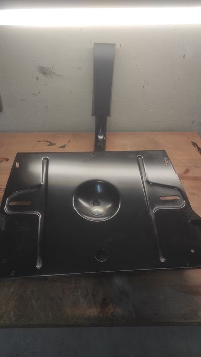 Suporte TV em bom estado