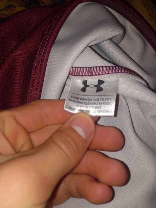 Фудболка under armour