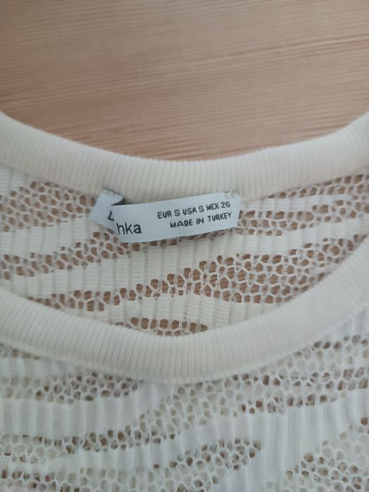 Kremowa ażurowa bluzka firmy Bershka nowa rozmiar 36/S