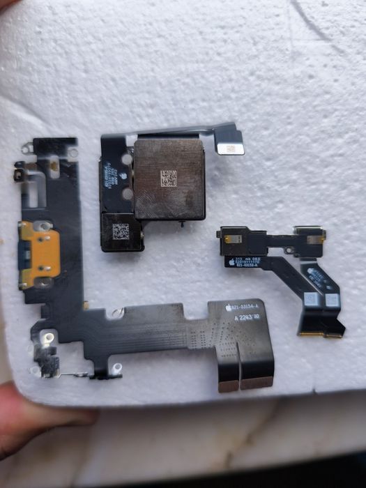 Peças Iphone 13 *Face id/ board de carga e camaras