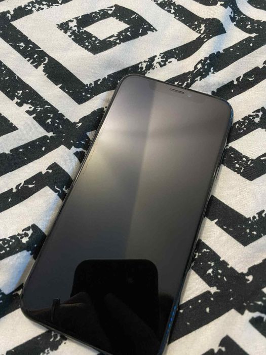 iPhone X 256GB czarny