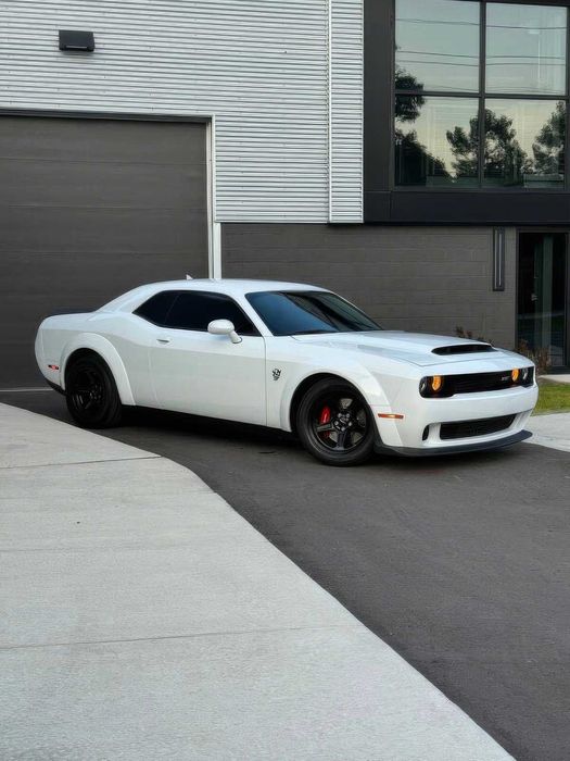 Dodge Challenger SRT Demon      2018