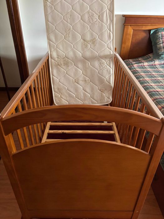 Cama de Bebé, 60x120, em madeira maciça
