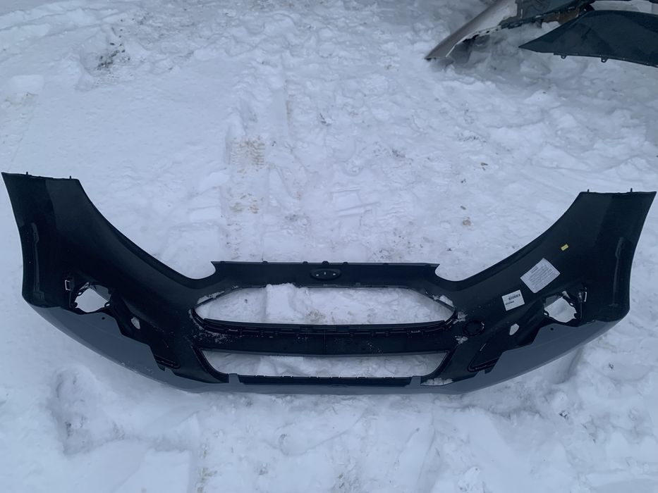 Передний бампер FORD FIESTA 13-16
