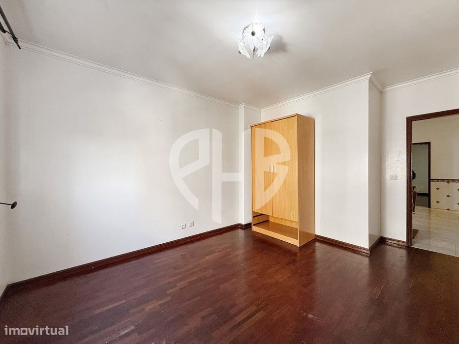 Apartamento T2 // Tapada das Mercês