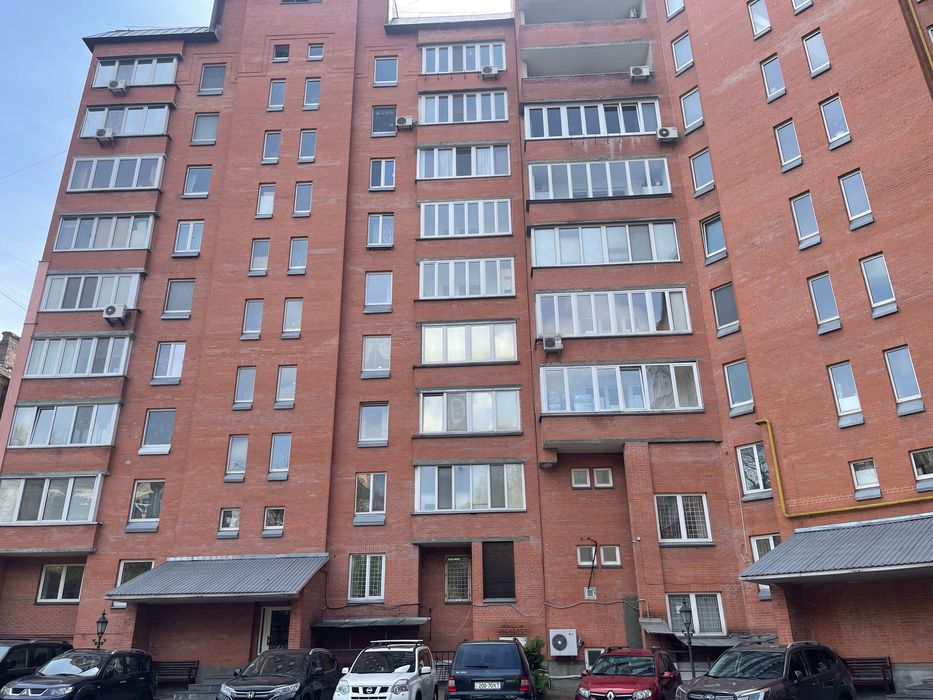 Многокомнатная квартира по адресу ул. Ильенка Юрия (площадь 190 м²) - Atlanta.ua - фото 24