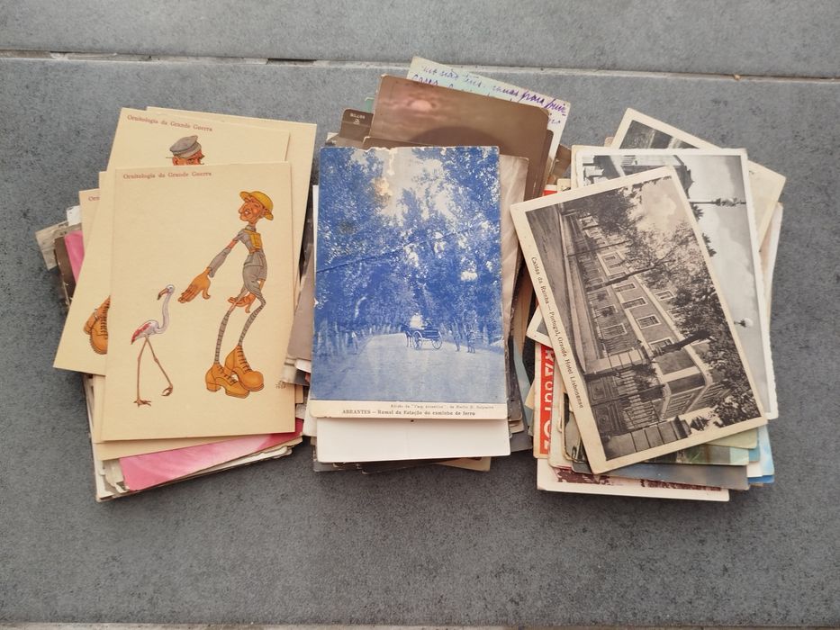 Grande lote de mais de 100 postais