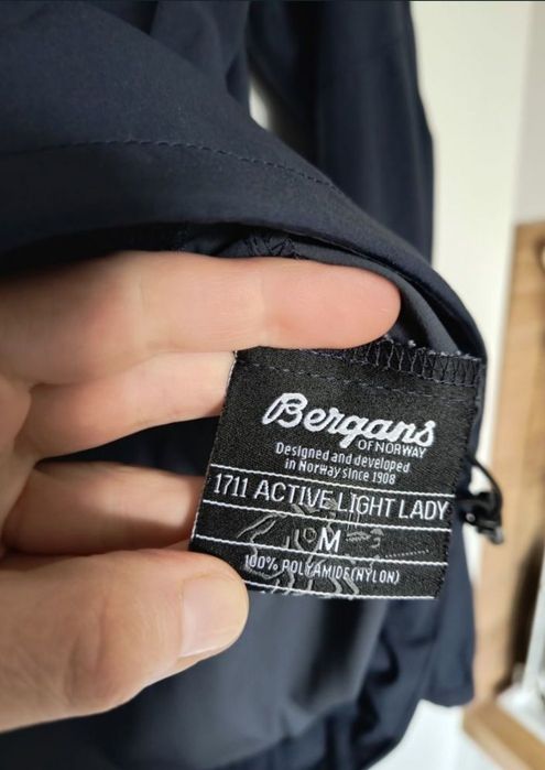 Funkcjonalna damska kurtka Bergans M lekka cienka wiatrówka góry bieganie rower