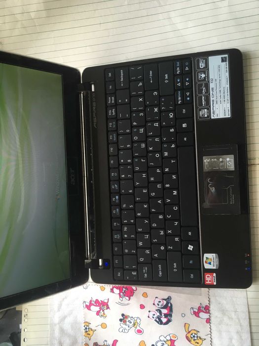 Ноутбук  ASER ASPIRE ONE 722,