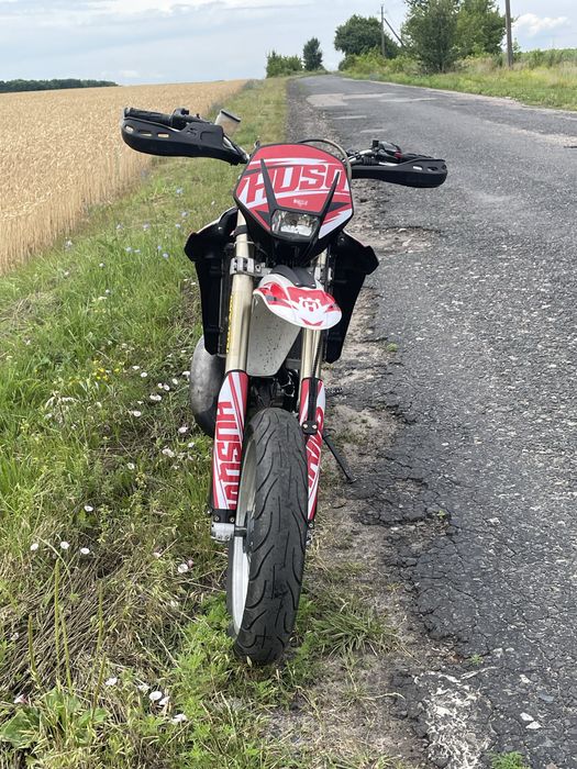 Husqvarna SM125 бляха