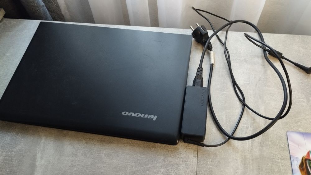 Продам ноутбук lenovo ideapad 100-15IBD(80QQ)