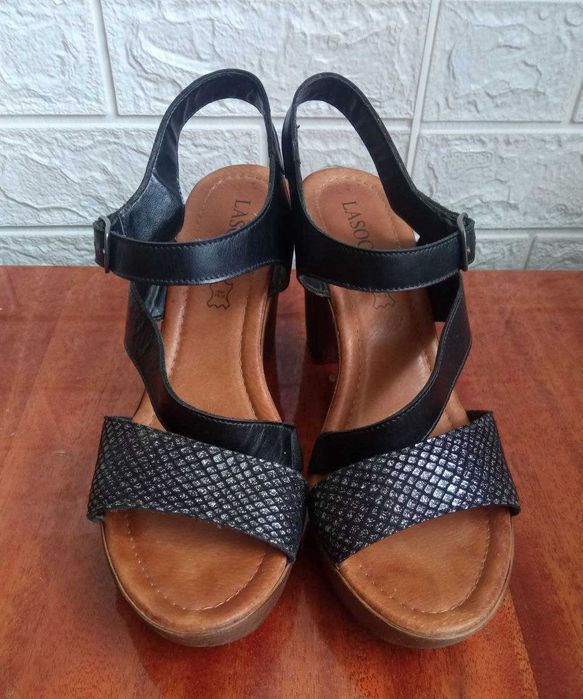 Жіночі босоніжки на підборах Lasocki, 38 розмір