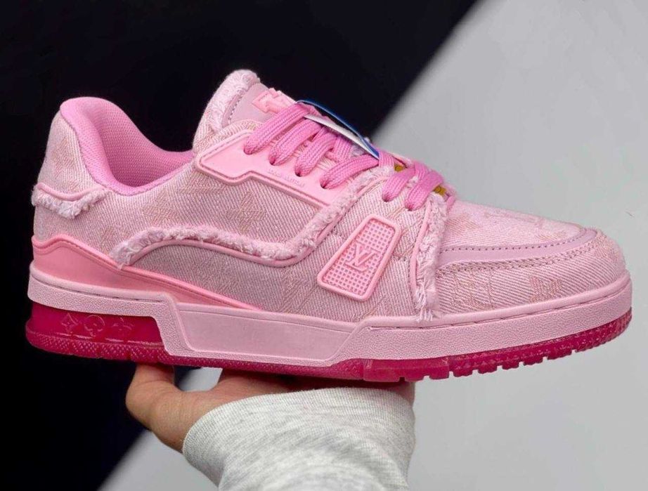 Кожаные кроссовки Louis Vuitton Trainer Sneakers LV луи витон трейнер