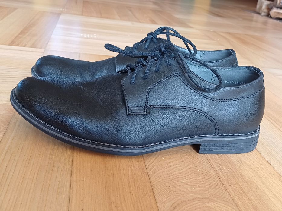 Buty eleganckie męskie rozm. 40