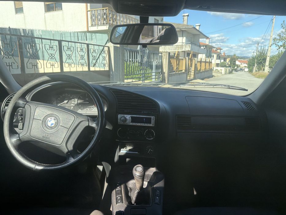 BMW 318 TDS E36