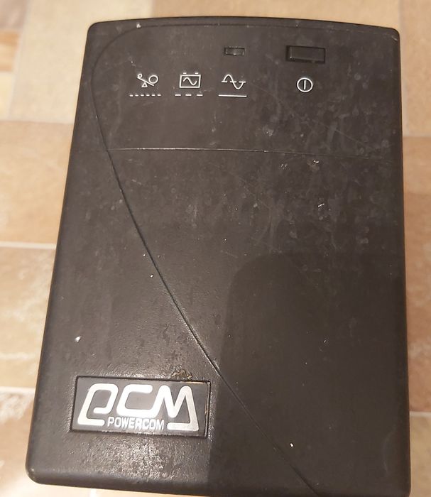 ИБП Powercom BNT-400A перероблений в інвертор