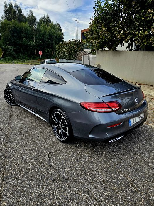 Mercedes-Benz C 300d coupé AMG line Plus — photo 5