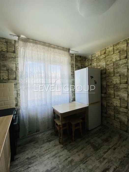 Продаж 2-кім. квартири 54м2 просп. В. Лобановського 96