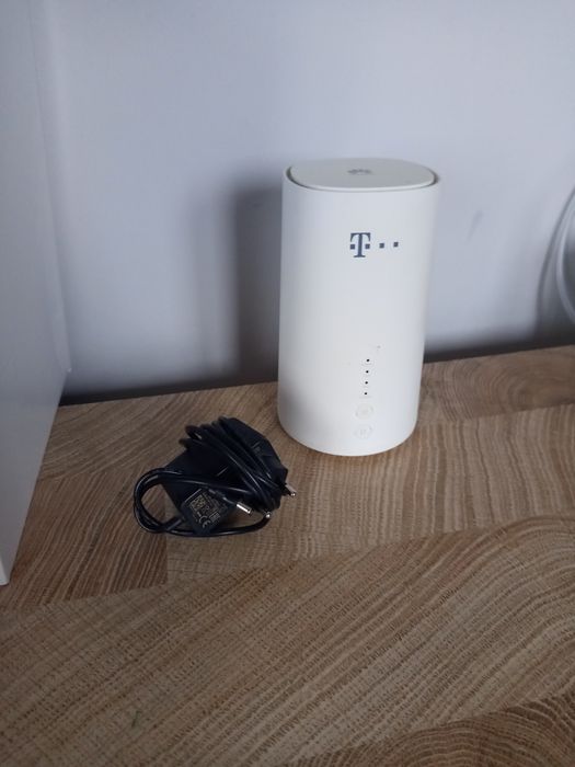 Router Huawei b525s-23a