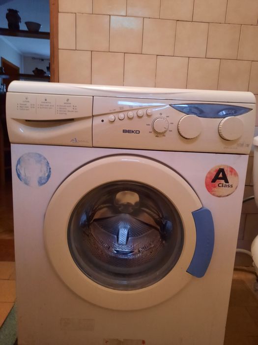 Продам пральну машинку  beko