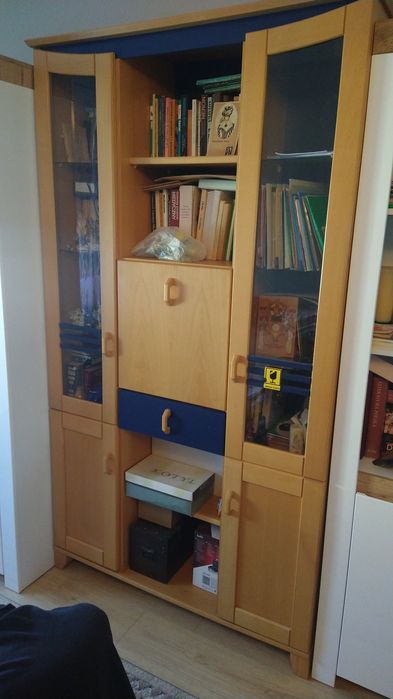 Oddam regał za kawę
