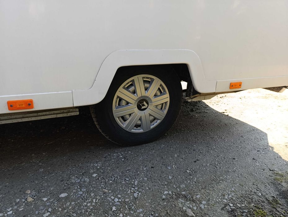 Nowe Kołpaki 16 do RENAULT MASTER RENAULT TRAFIC  4szt Kołpaki 16