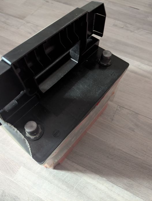 Акумулятор автомобільний