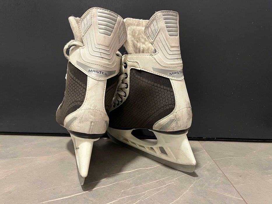 Łyżwy hokejowe Bauer 42