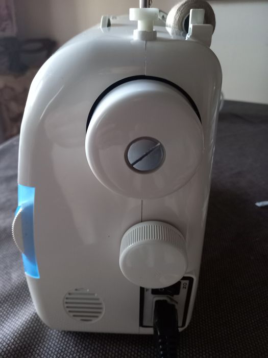 Máquina de costura Singer