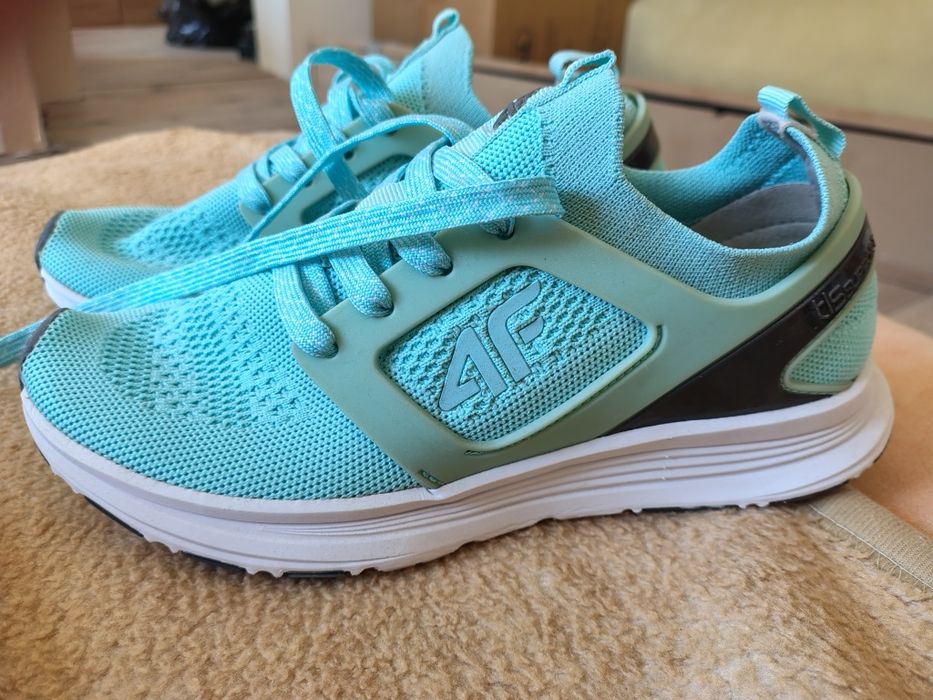 Buty sportowe 4F