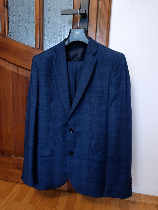 Garnitur JOYVI DAKOTA Slim Fit r. 182/50