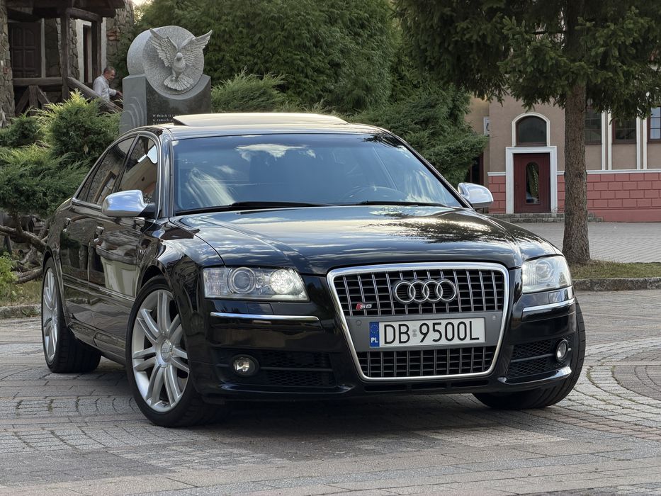 Audi S8