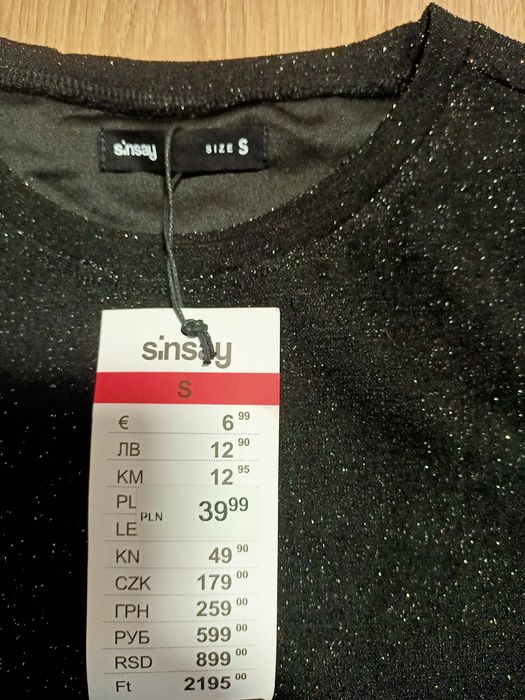 NOWY crop top Sinsay czarny rozmiar S bardzo elegancki błyszczący