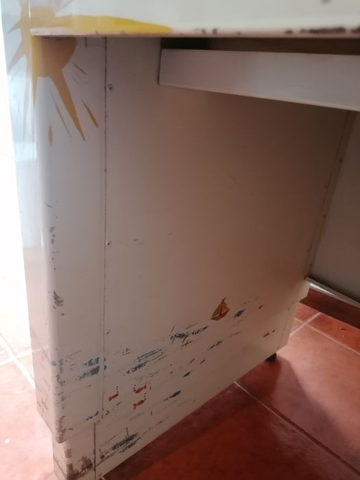 Secretaria e cadeira