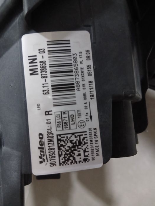 Farol Mini F56 Lci