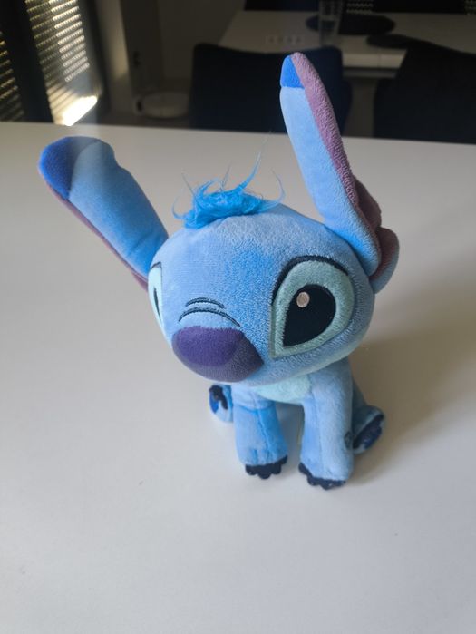 Grająca maskotka Stich