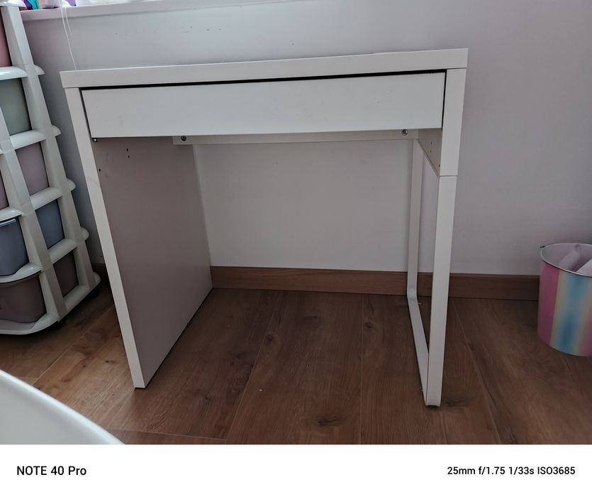 Biurko dziecięce z krzesłem