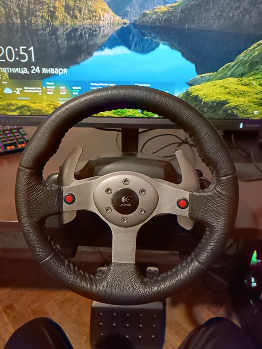 Руль Logitech G25: 7 500 грн. - Периферійні пристрої Київ на Olx